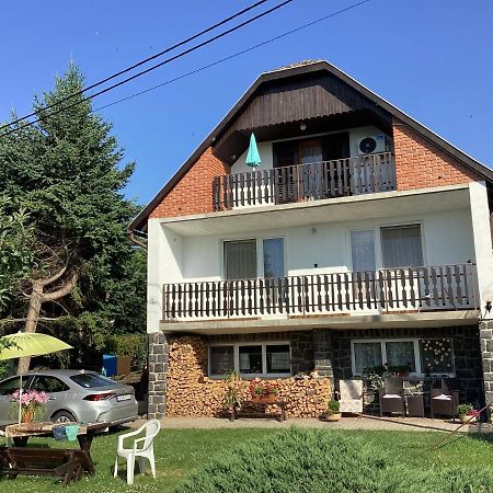 Appartamento Ibolya Apartman Badacsony Esterno foto